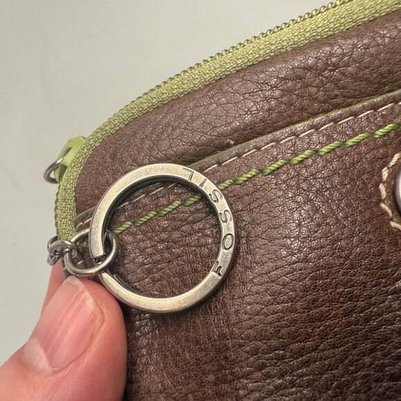 Fossil Leather Brown Green Women's Coin Purse Wallet w/ Keyring EUC - Picture 7 of 14